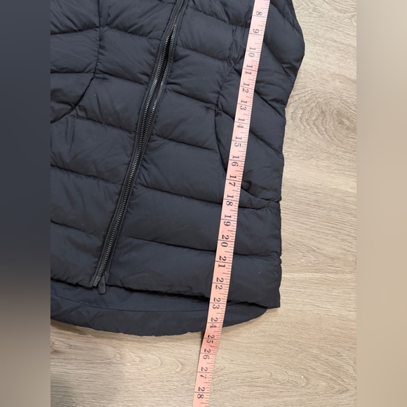 Lululemon Athletica Dark Gray Hooded Puffer Vest - Picture 11 of 11